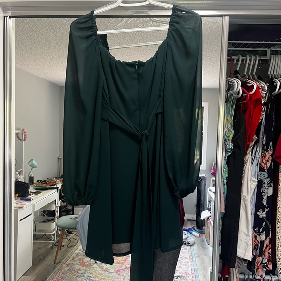 Dress Size Small - Picture 2 of 6